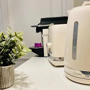 Pompidou Centre Homestay