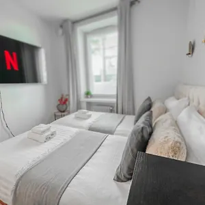 https://a-beautiful-private-apartment-in-the-dead-center-of-helsinki.tophotelshelsinki.com